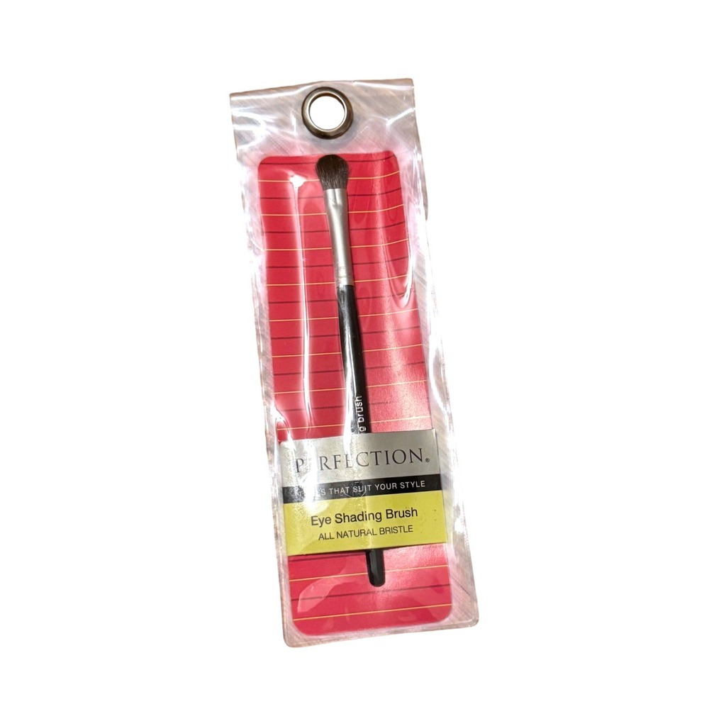 $3 BUNDLE ITEM NWT Perfection Eye Shading Brush All Natural Bristle